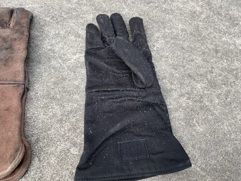 スノーピーク　ファイヤーサイドグローブ
キャンプ用手袋